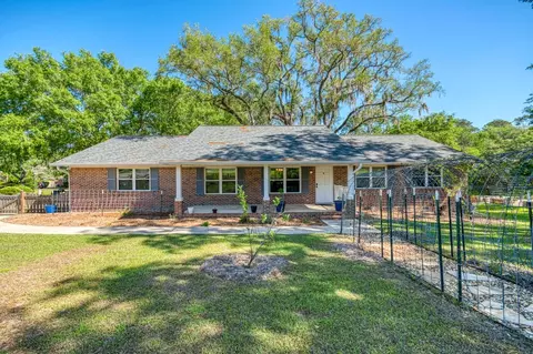 2399 Clara Kee Blvd, Tallahassee, FL 32303