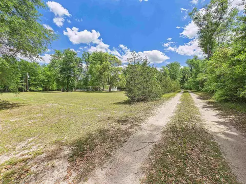 2230 Golf Course Rd, Perry, FL 32348 photo 3
