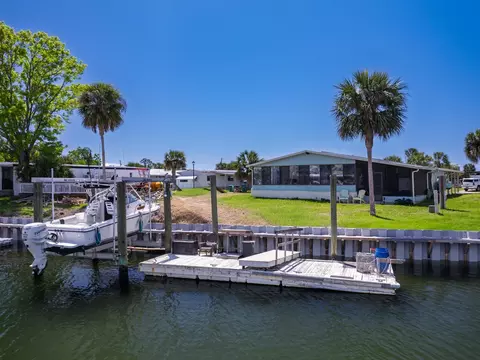 62 Janet Dr, Crawfordville, FL 32327