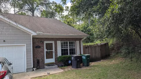 1724 Corey Wood Cir, Tallahassee, FL 32304