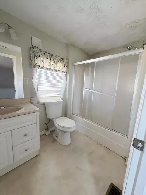 710 N Calhoun St, Perry, FL 32347 photo 6