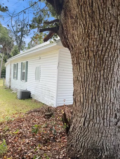 710 N Calhoun St, Perry, FL 32347 photo 7