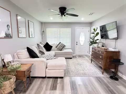 720 Kendall Dr, Tallahassee, FL 32301