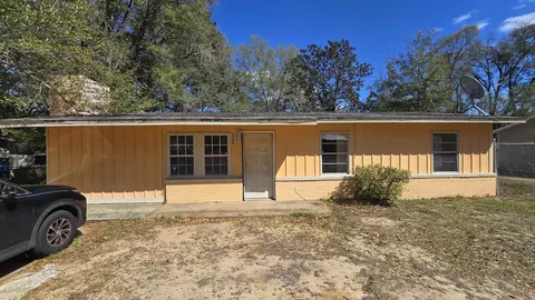 3509 Sunnyside Dr, Tallahassee, FL 32305