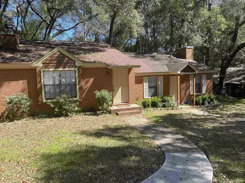 2459 Wren Hollow Dr, Tallahassee, FL 32303