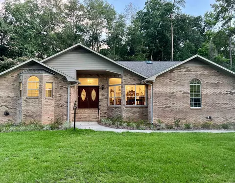 3549 Lakeshore Dr, Tallahassee, FL 32312