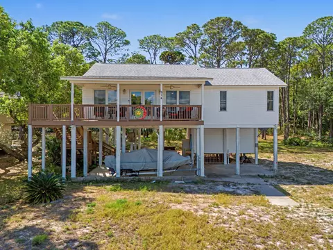 214 Harbor Cir, Alligator Point, FL 32346