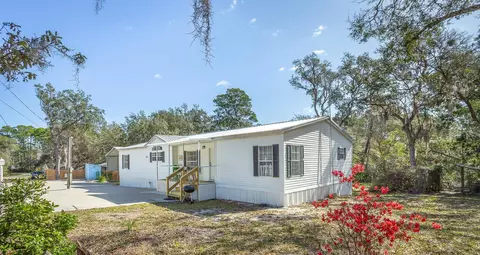 657 Pine St, Alligator Point, FL 32346