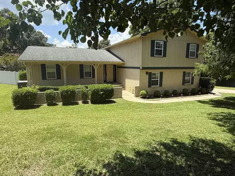 3726 Wicklow Cir, Tallahassee, FL 32309