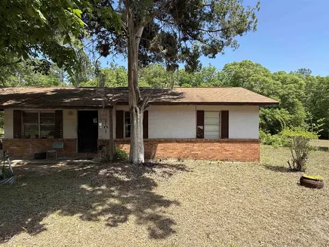 95 St Hebron Ct, Quincy, FL 32352