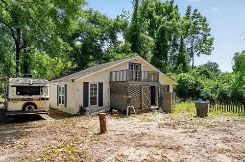 22 J R Milton Rd, Crawfordville, FL 32327