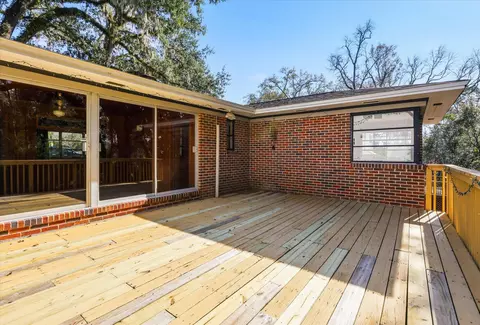 Exterior - 508 Talaflo St, Tallahassee, FL 32308 photo 8 of 18