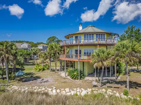 43 Wood Stork Dr, Panacea, FL 32346