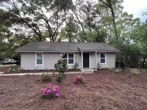 906 Tomahawk Trl, Tallahassee, FL 32304