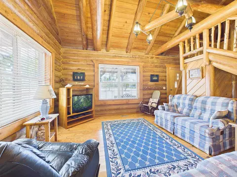 Living - 2230 Black Oak Rd, Perry, FL 32348 photo 1 of 4