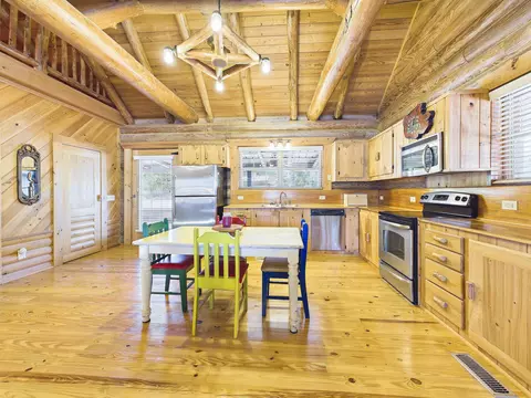 Kitchen - 2230 Black Oak Rd, Perry, FL 32348 photo 2 of 5