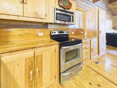 Kitchen - 2230 Black Oak Rd, Perry, FL 32348 photo 5 of 5