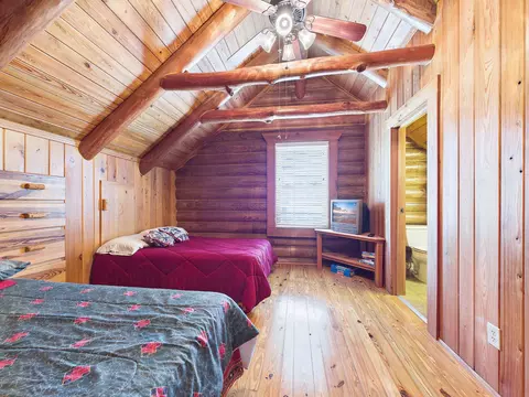 Bedroom - 2230 Black Oak Rd, Perry, FL 32348 photo 5 of 5