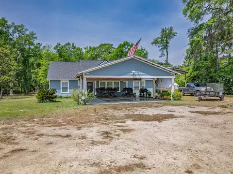 172 Friendship Church Rd, Crawfordville, FL 32327