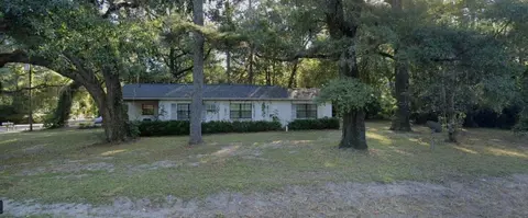 1313 Carson Dr, Tallahassee, FL 32305