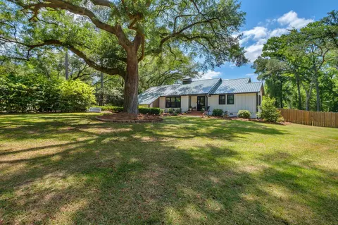 7638 Bowling Green Dr, Tallahassee, FL 32309