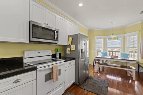 Kitchen - 20945 Keaton Beach Dr, Perry, FL 32348 photo 5 of 6