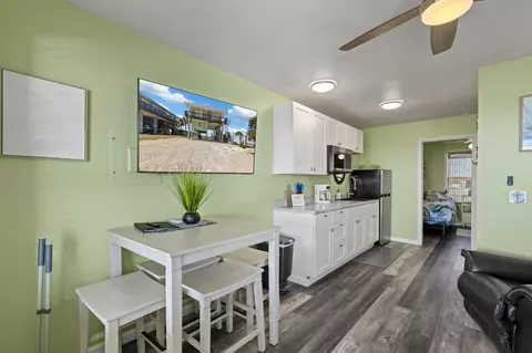 Dining - 20945 Keaton Beach Dr, Perry, FL 32348 photo 3 of 4