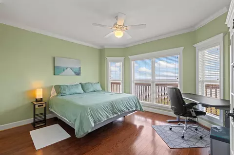 Bedroom - 20945 Keaton Beach Dr, Perry, FL 32348 photo 6 of 9