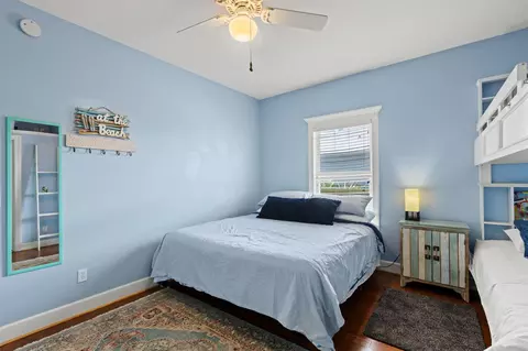 Bedroom - 20945 Keaton Beach Dr, Perry, FL 32348 photo 4 of 9
