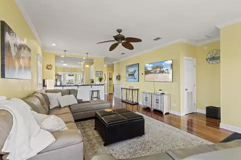 Living - 20945 Keaton Beach Dr, Perry, FL 32348 photo 4 of 7