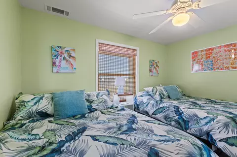Bedroom - 20945 Keaton Beach Dr, Perry, FL 32348 photo 9 of 9