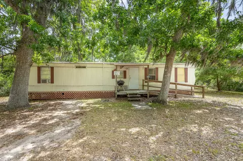 625 Maple St, Alligator Point, FL 32346