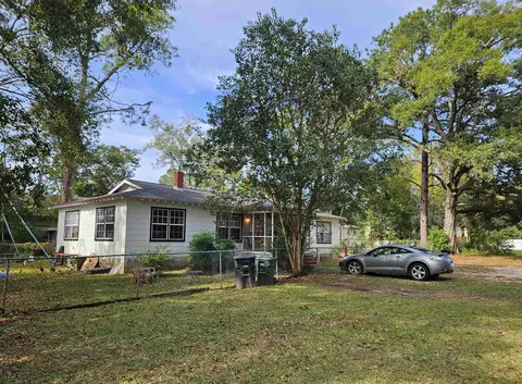910 Wadsworth St #-, Tallahassee, FL 32304
