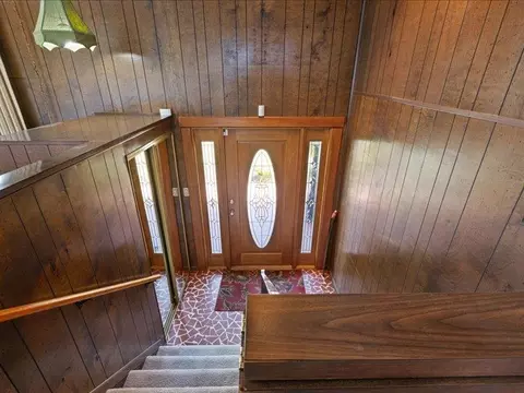Entry Way - 103 Crest Dr, Perry, FL 32348 photo 2 of 4