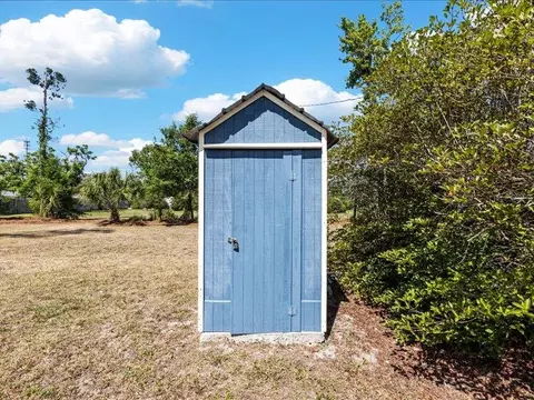 Exterior - 103 Crest Dr, Perry, FL 32348 photo 13 of 18