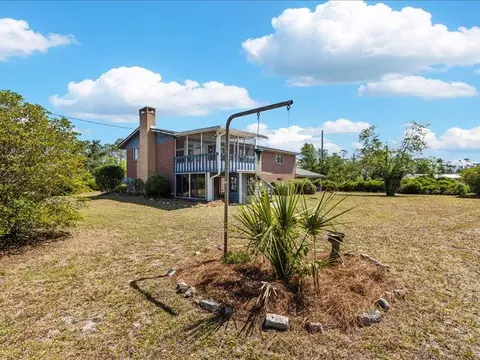 Exterior - 103 Crest Dr, Perry, FL 32348 photo 14 of 18