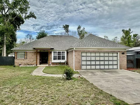 3945 Calle De Santos Rd, Tallahassee, FL 32311