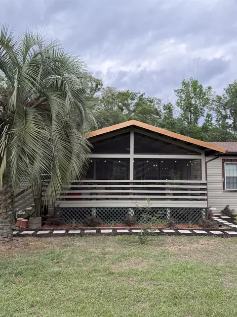 521 NE Cherry Lake Cir, Madison, FL 32340