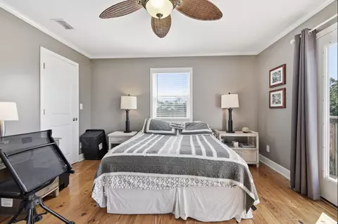 Bedroom - 21498 Widgeon Rd, Perry, FL 32348 photo 2 of 6