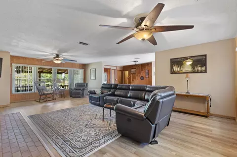 Living - 15270 Beach Rd, Perry, FL 32348 photo 2 of 4