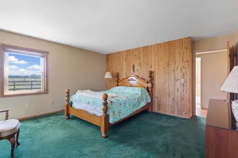 Bedroom - 15270 Beach Rd, Perry, FL 32348 photo 4 of 7