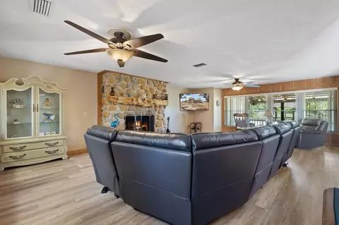 Living - 15270 Beach Rd, Perry, FL 32348 photo 1 of 4