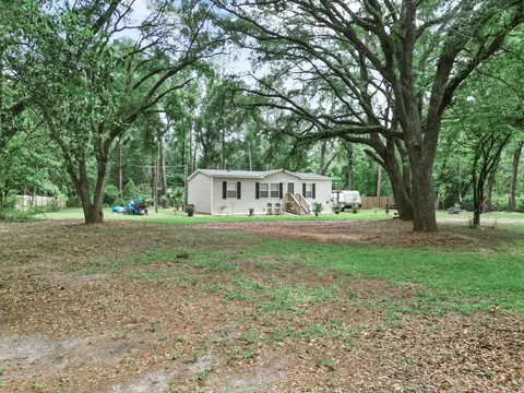1001 Backforest Ln, Tallahassee, FL 32305