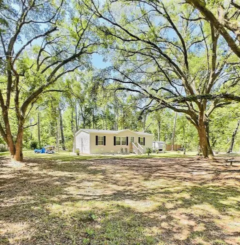 1001 Backforest Ln, Tallahassee, FL 32305