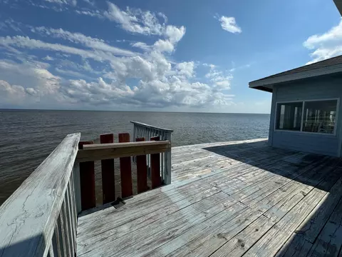 1257 Alligator Dr, Alligator Point, FL 32346