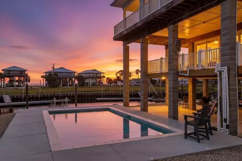 Exterior - 20817 Marina Rd, Perry, FL 32348 photo 2 of 11