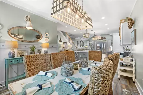 Dining - 20817 Marina Rd, Perry, FL 32348 photo 3 of 6