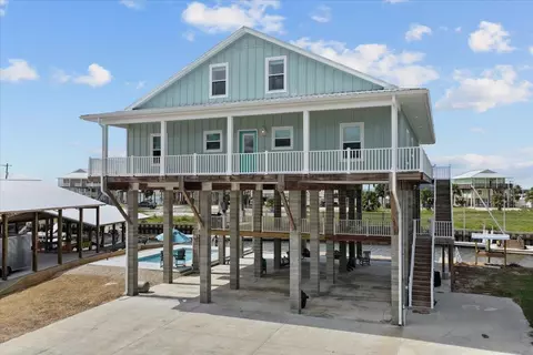Exterior - 20817 Marina Rd, Perry, FL 32348 photo 10 of 11