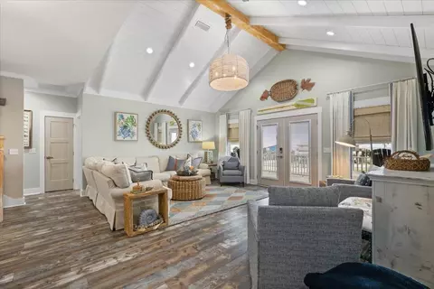 Living - 20817 Marina Rd, Perry, FL 32348 photo 2 of 3