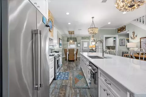 Kitchen - 20817 Marina Rd, Perry, FL 32348 photo 4 of 6